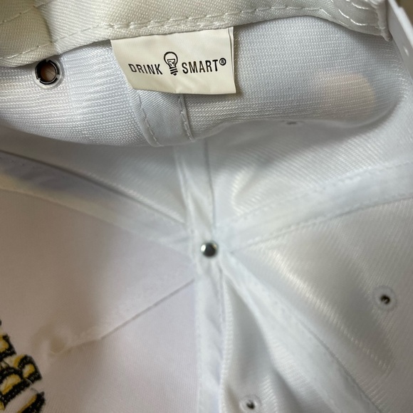 Jim Beam Bourbon Trucker Hat Adjustable Snap Back - Picture 5 of 6